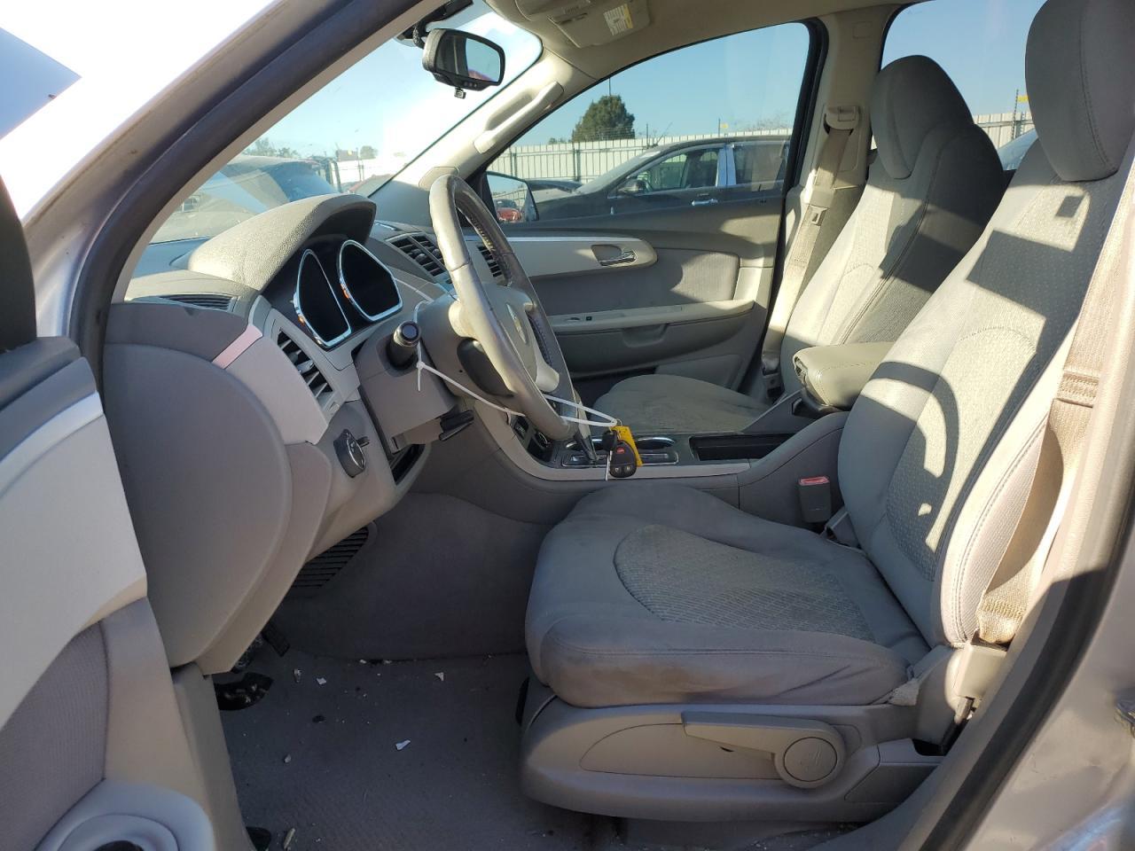 2011 Chevrolet Traverse Ls - Фото 7