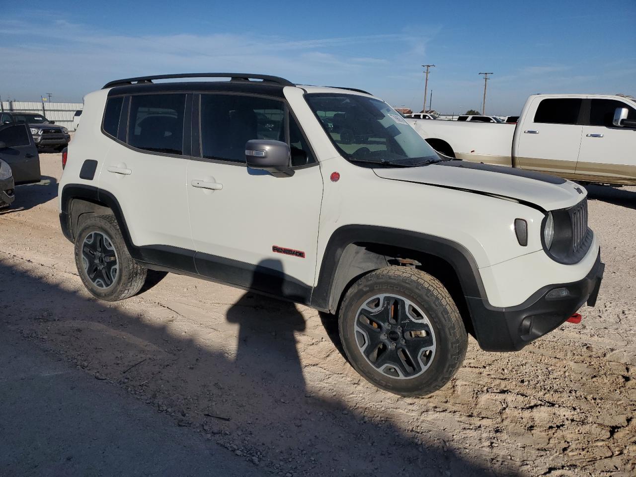 2016 Jeep Renegade Trailhawk - Фото 4