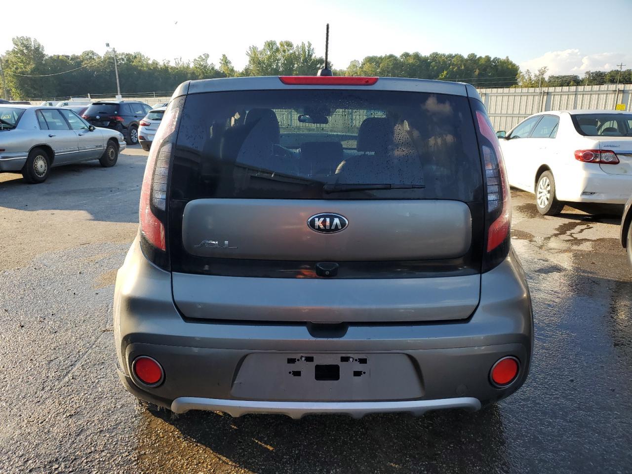 2017 Kia Soul + - Фото 6