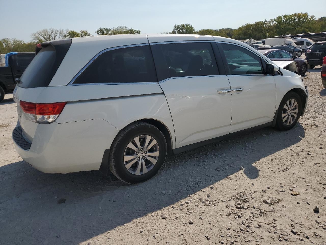 2014 Honda Odyssey Ex - Фото 3