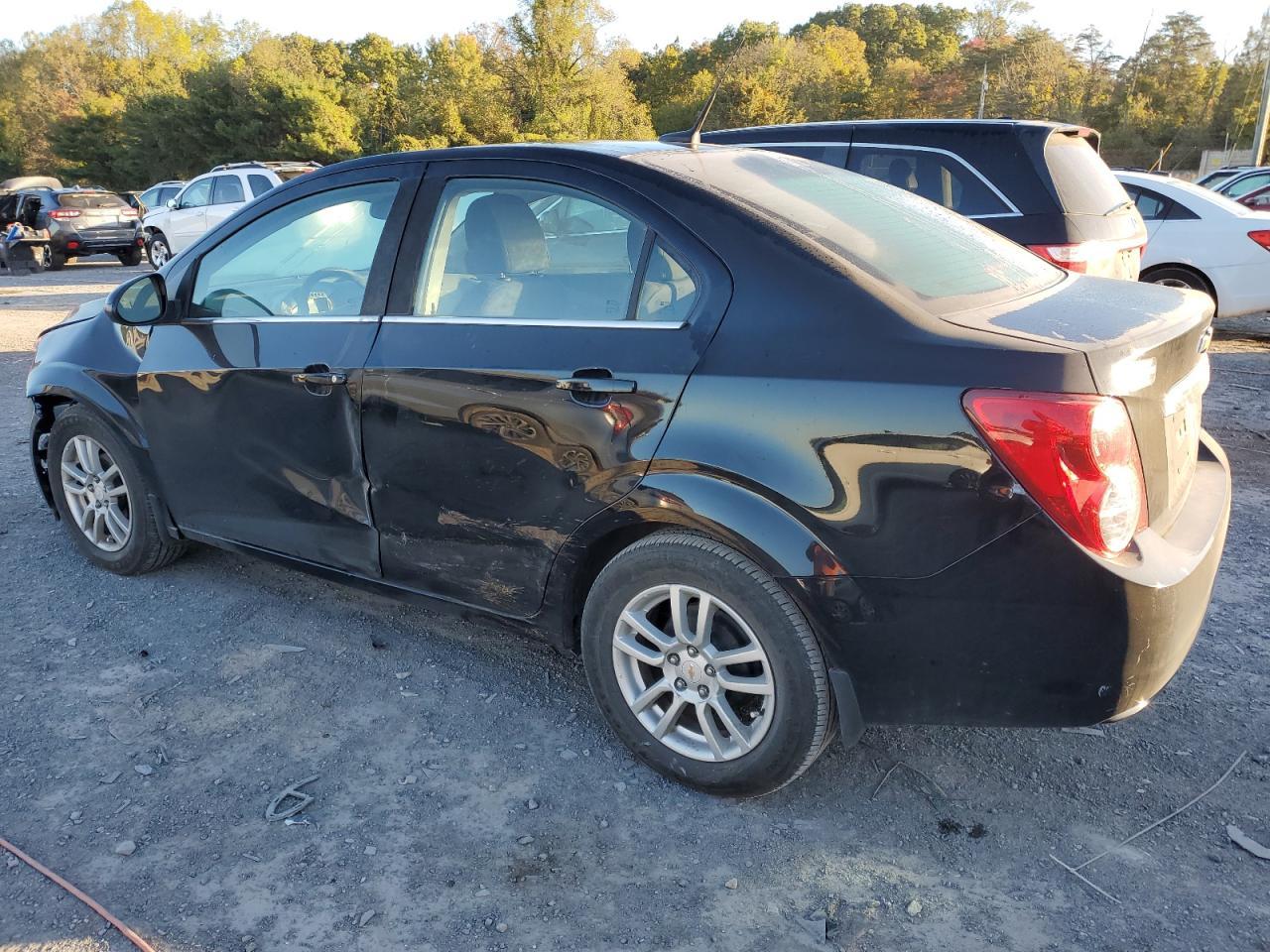 2012 Chevrolet Sonic Lt - Image 2