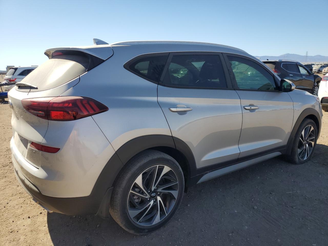 2021 Hyundai Tucson Limited - Фото 3