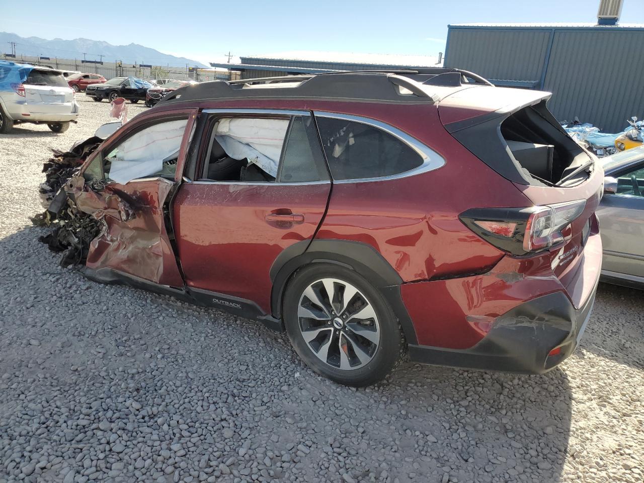 2024 Subaru Outback - Image 2