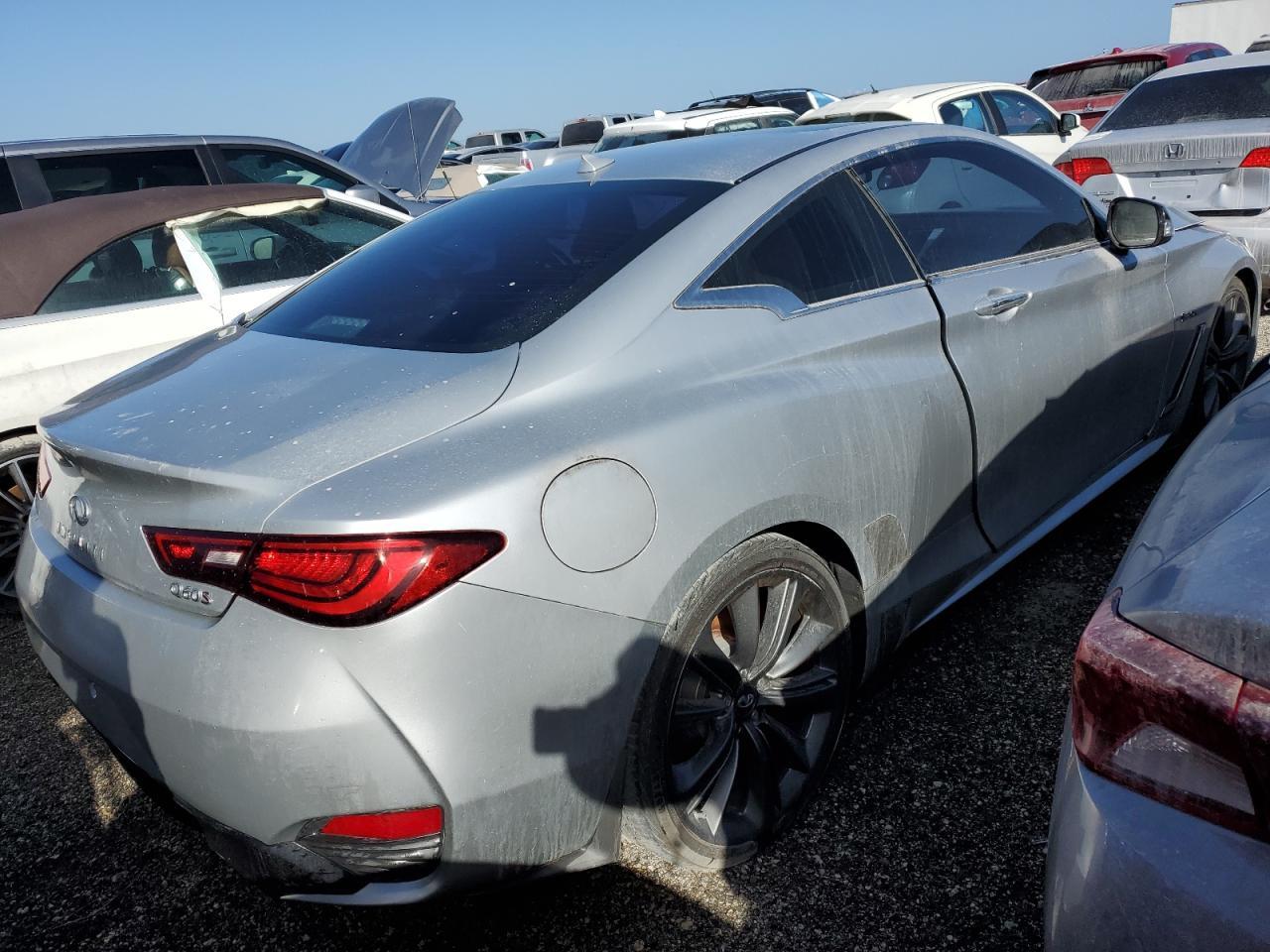 2019 Infiniti Q60 Red Sport 400 - Image 3