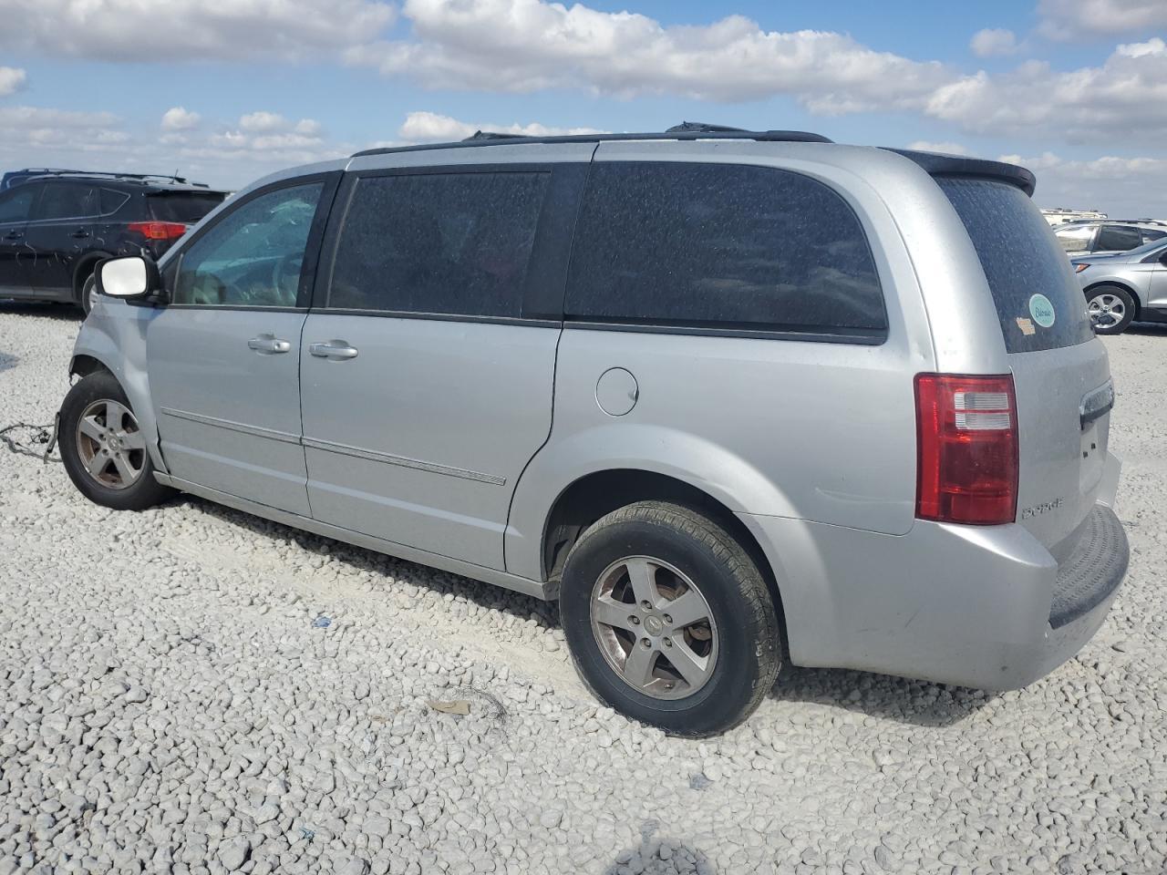 2010 Dodge Grand Caravan Sxt - Фото 2