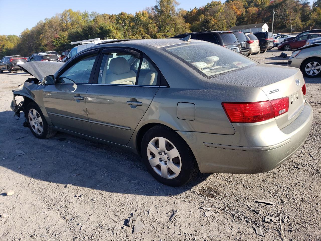 2010 Hyundai Sonata Gls - Image 2