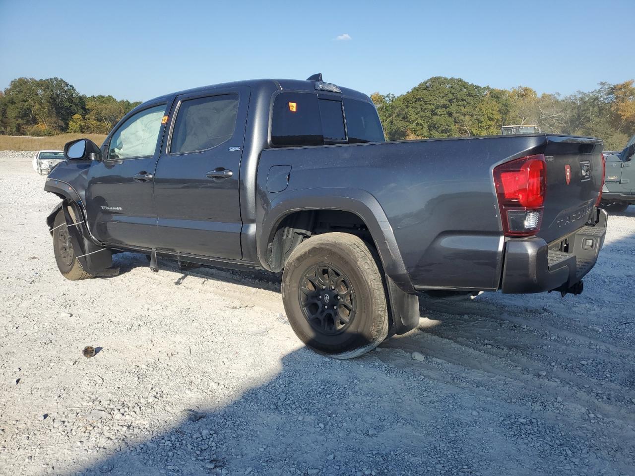 2022 Toyota Tacoma Double Cab - Фото 2