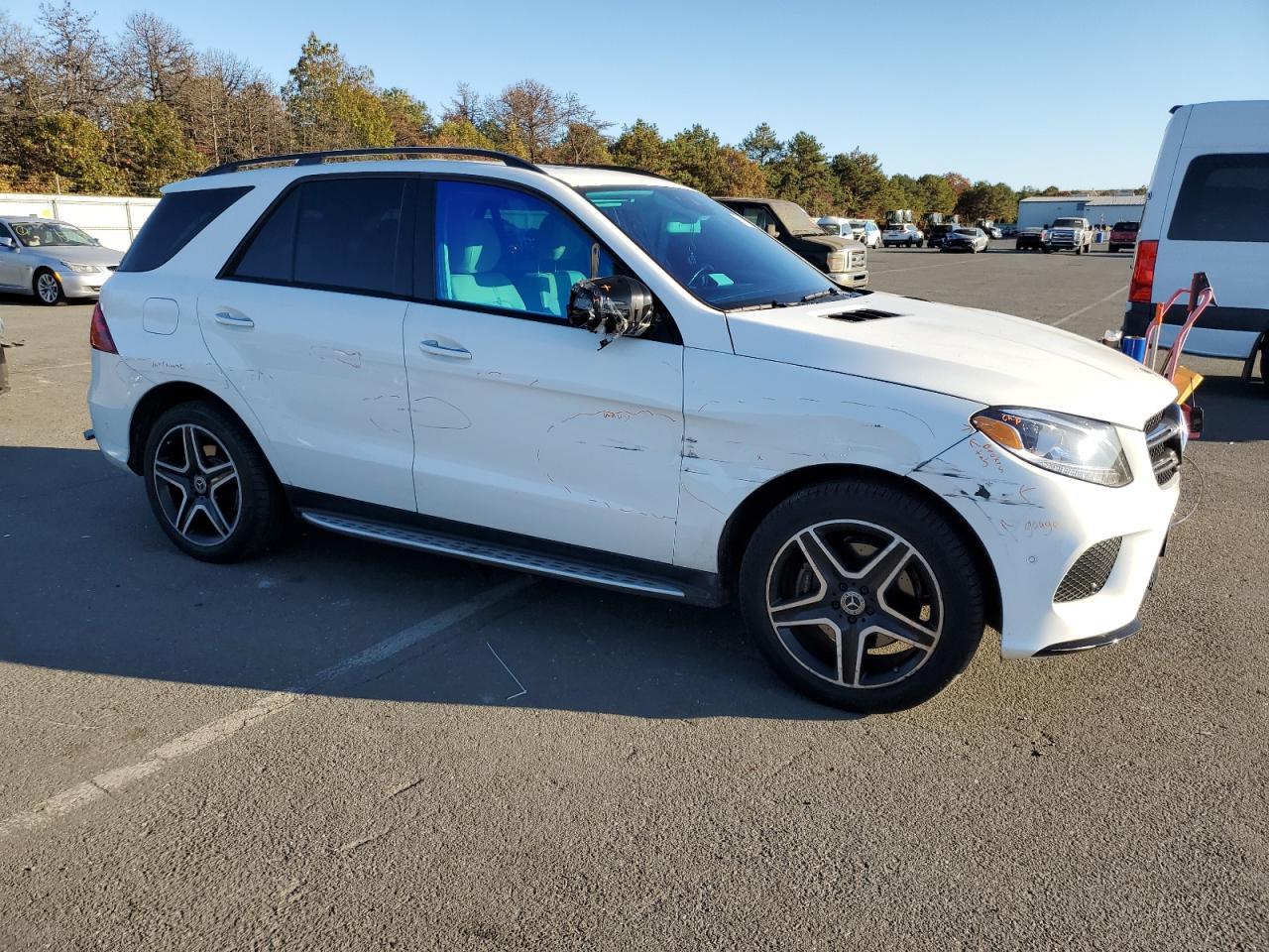 2019 Mercedes-Benz Gle 400 4Matic - Image 4