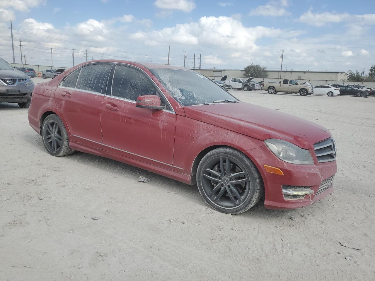 2014 Mercedes-Benz C 300 4Matic - Фото 4