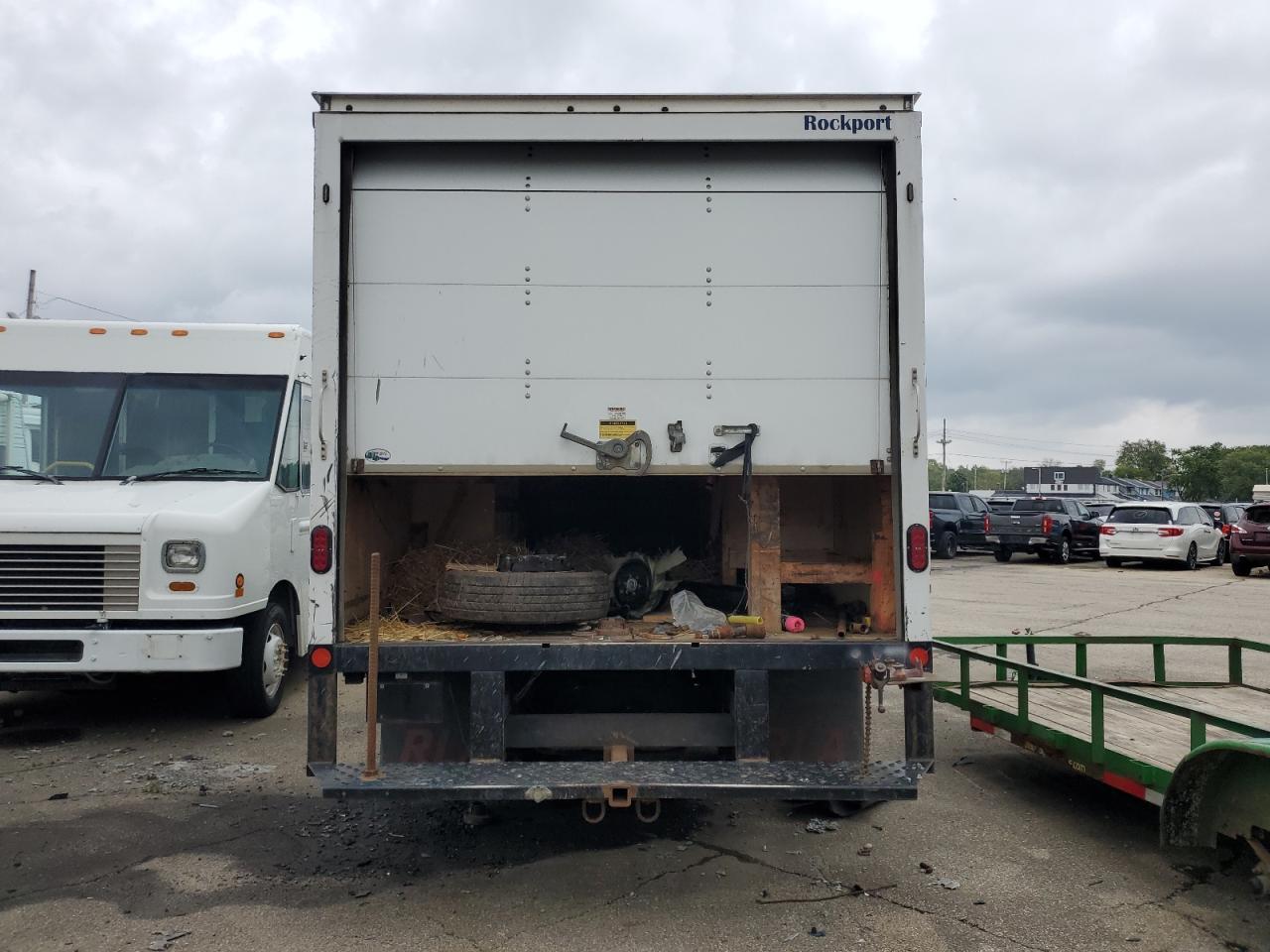 2022 Ford Econoline E450 Super Duty Cutaway Van - Фото 6