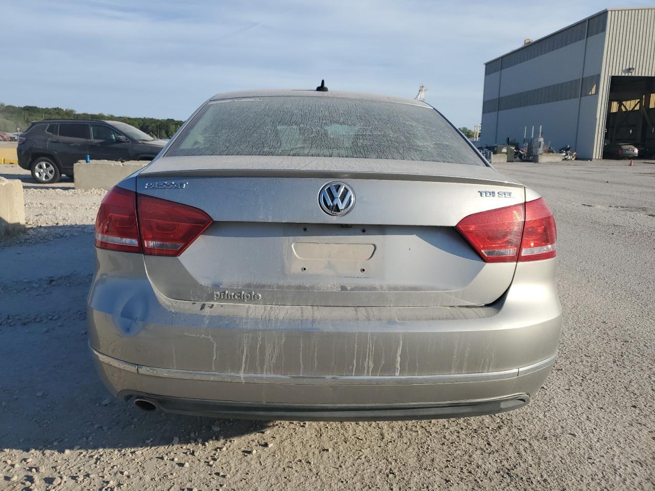 2014 Volkswagen Passat Sel - Фото 6