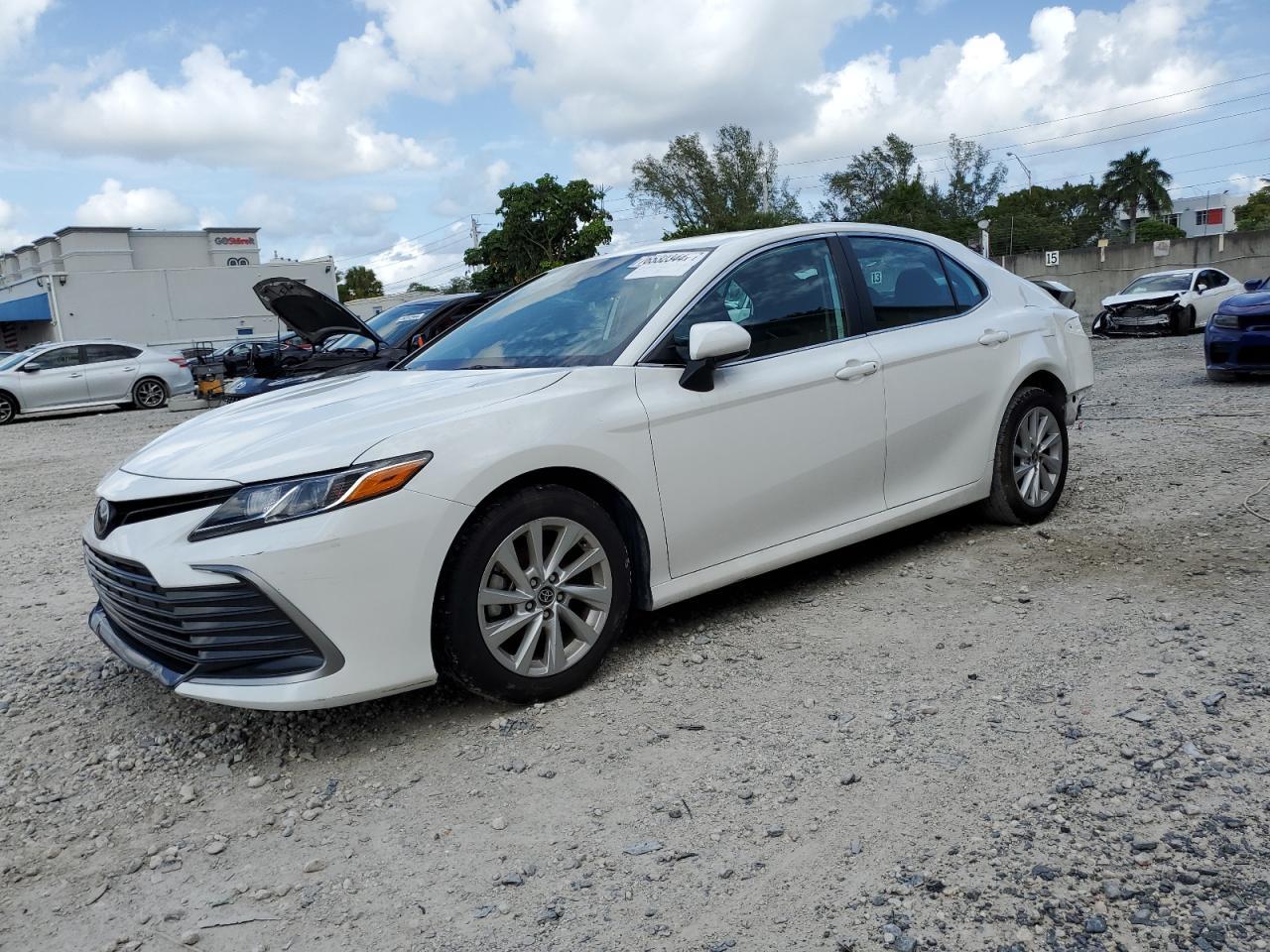 2023 Toyota Camry Le