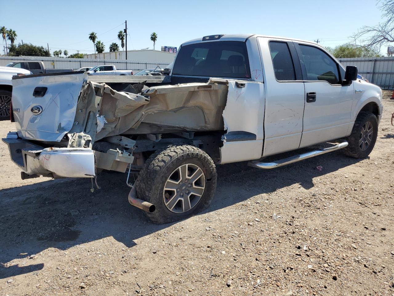 2005 Ford F150 - Фото 3