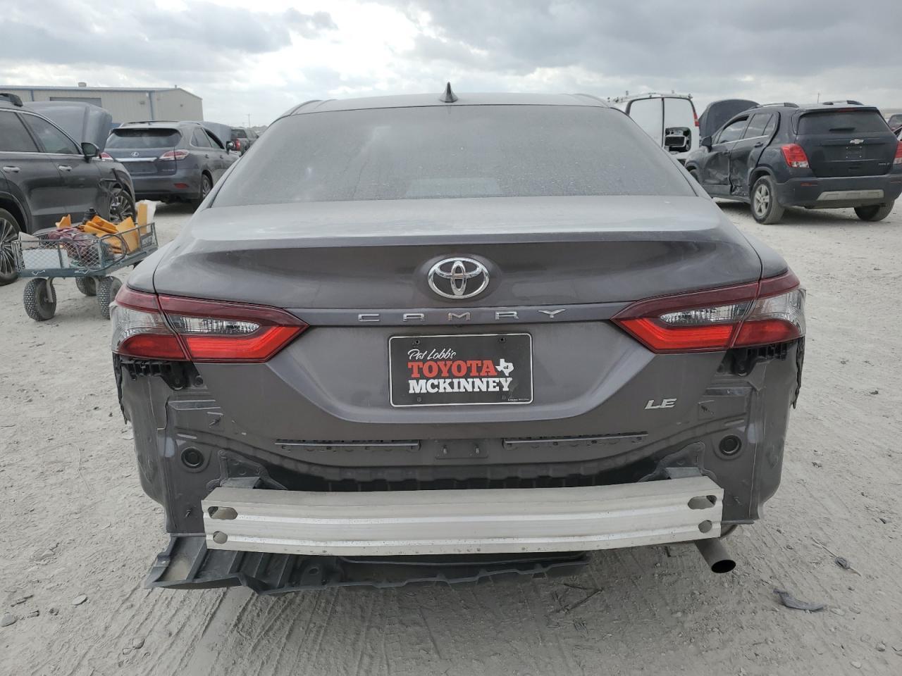 2022 Toyota Camry Le - Image 6