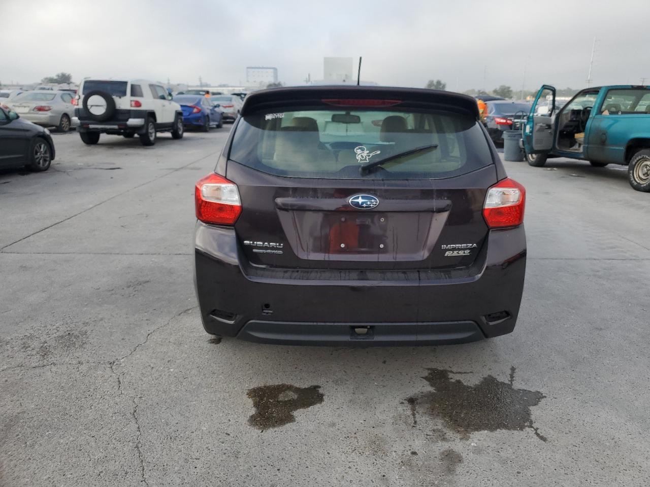 2012 Subaru Impreza Premium - Image 6