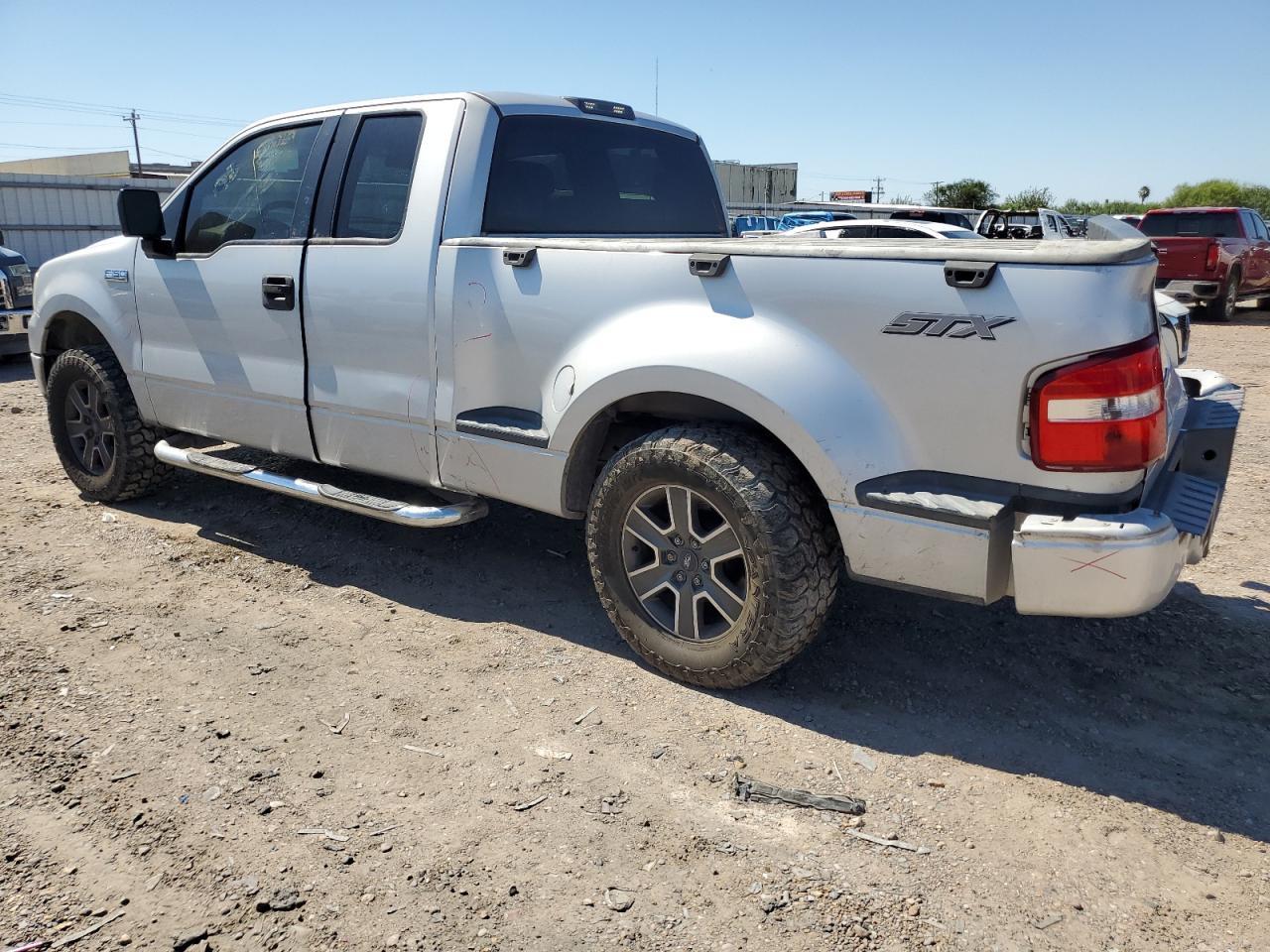 2005 Ford F150 - Фото 2