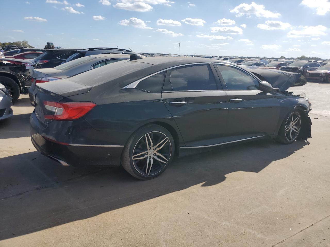 2022 Honda Accord Touring - Image 3