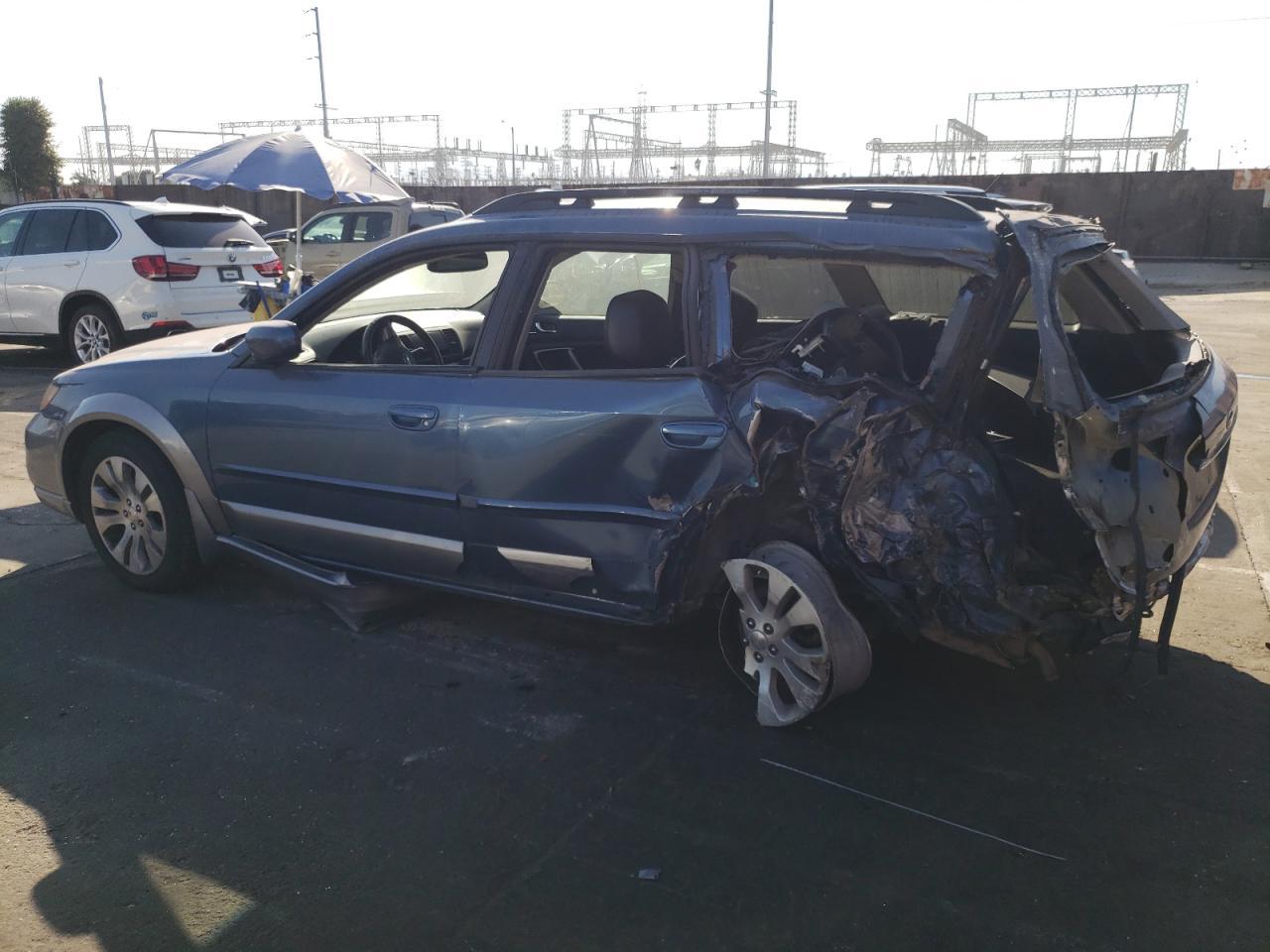 2009 Subaru Outback 2.5I Limited - Image 2
