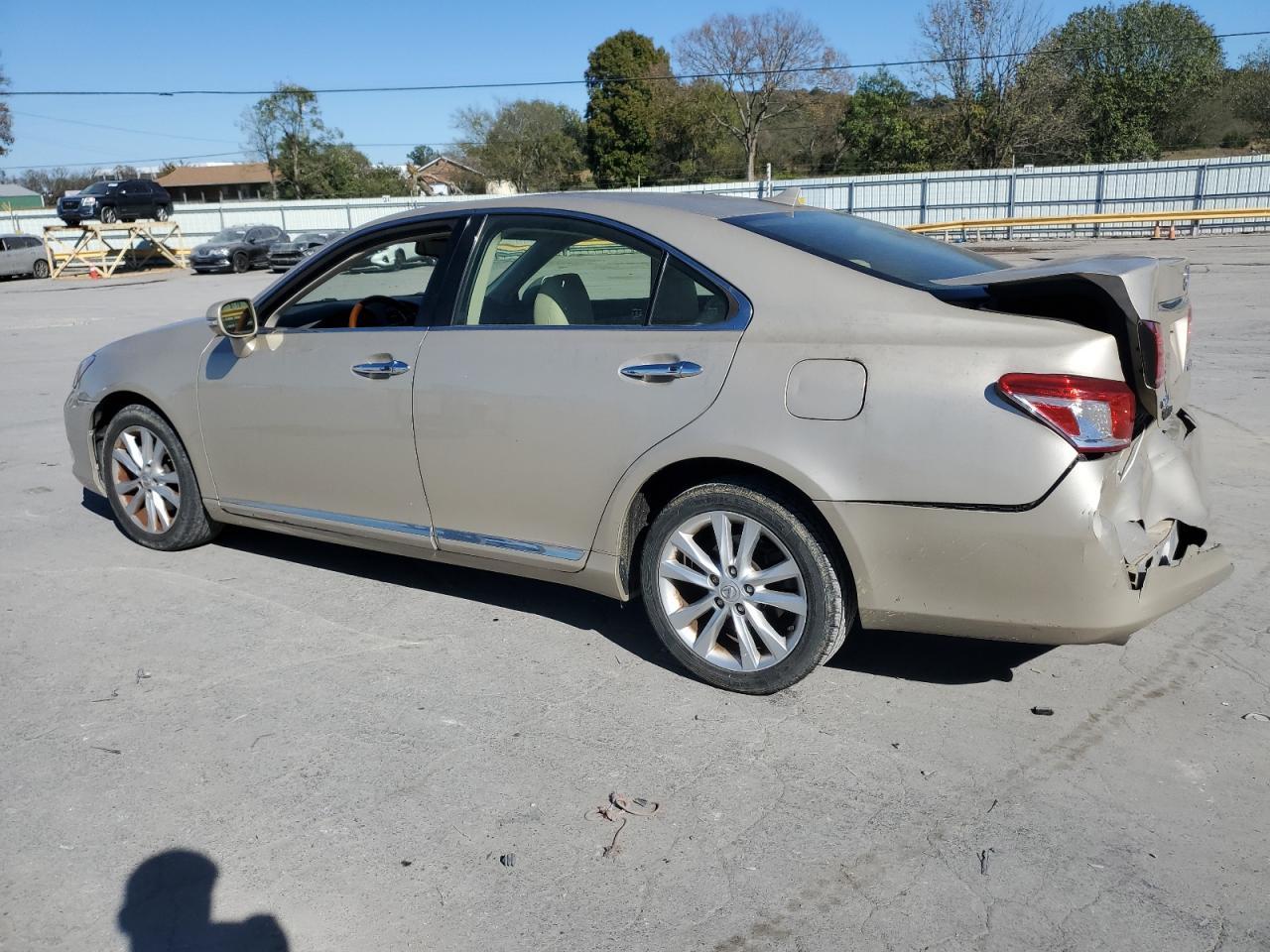 2012 Lexus Es 350 - Image 2