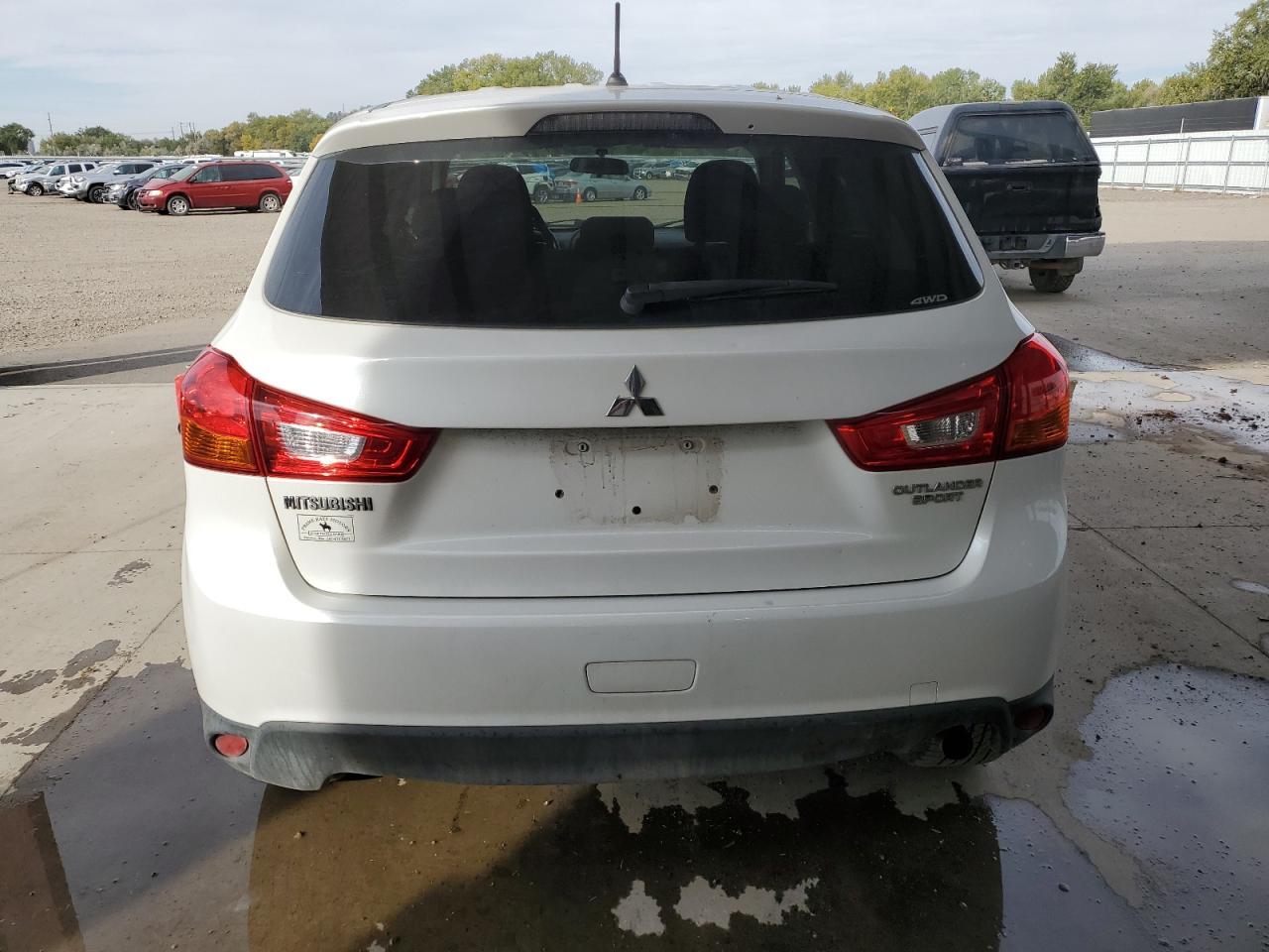2015 Mitsubishi Outlander Sport Es - Image 6