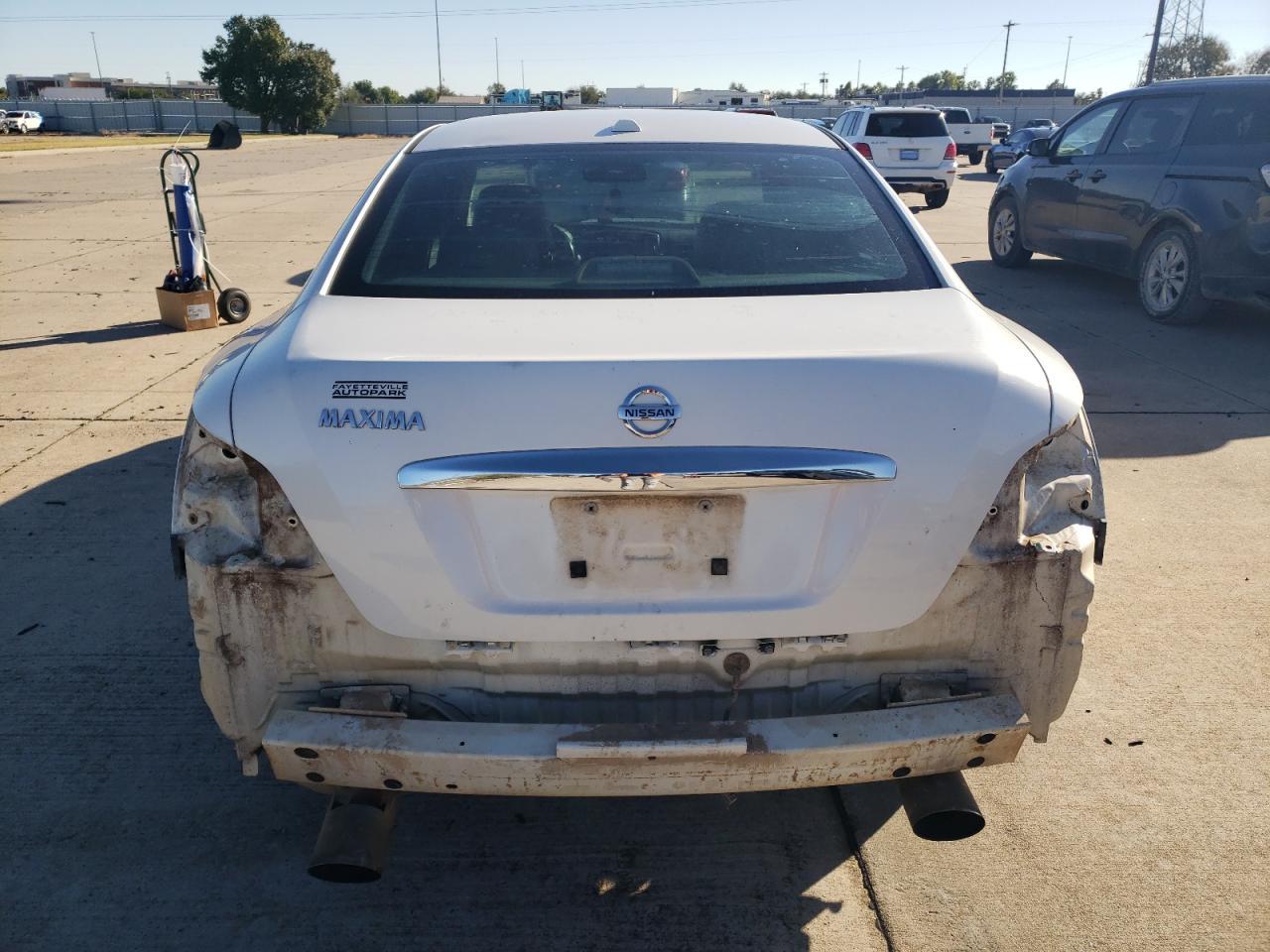 2010 Nissan Maxima S - Фото 6