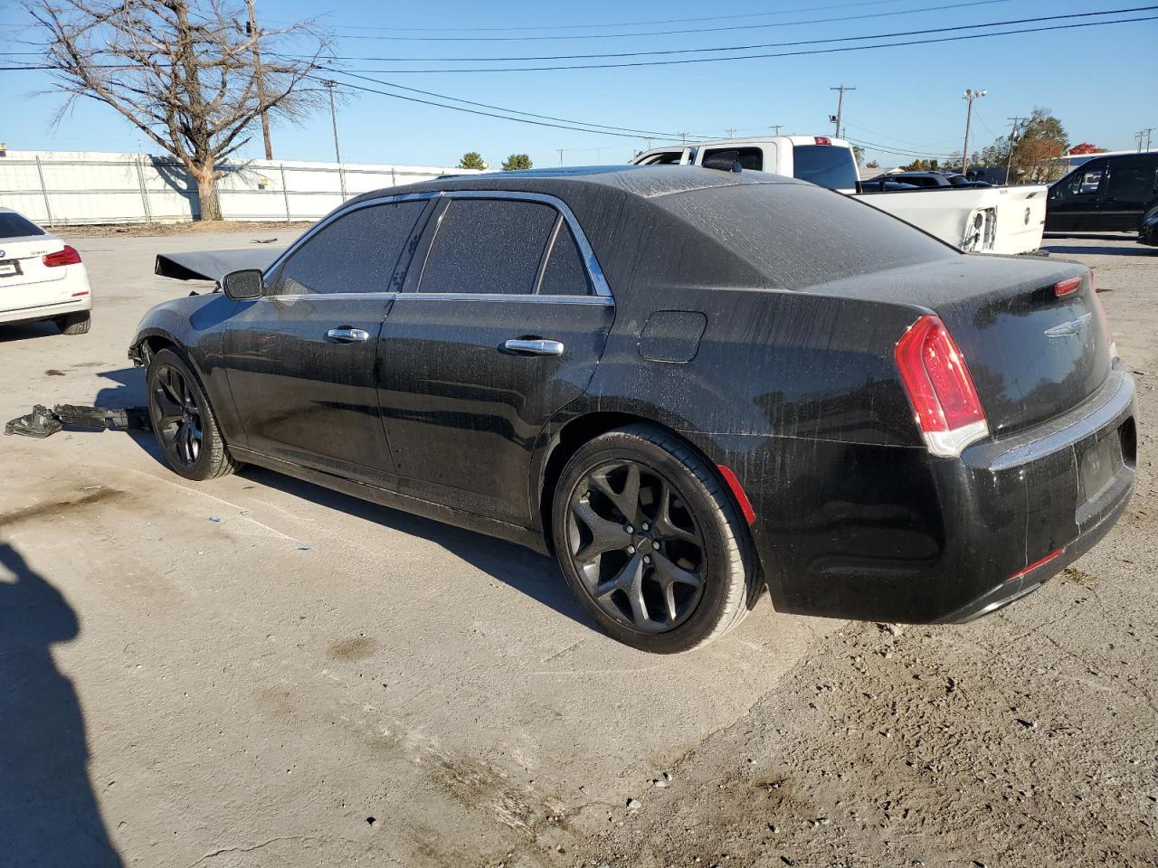 2019 Chrysler 300C - Image 2