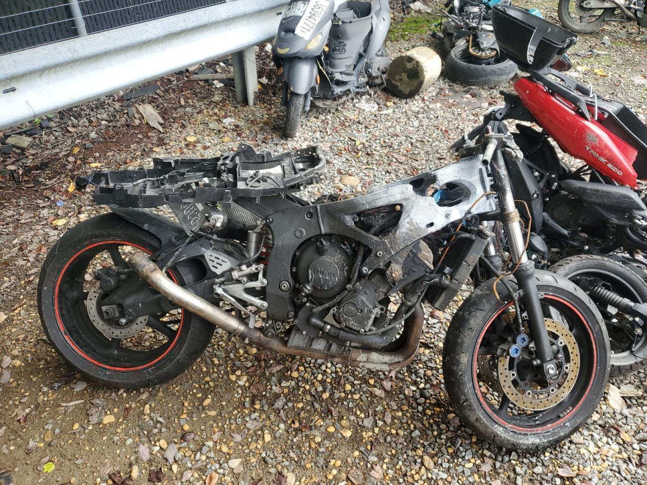 2006 Yamaha Yzfr6 L
