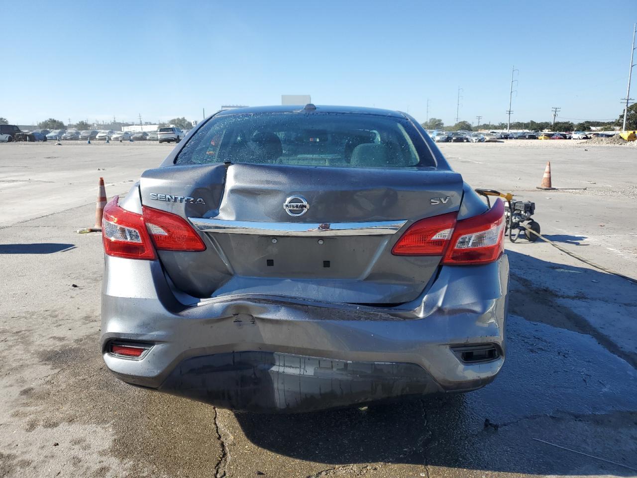 2019 Nissan Sentra S - Image 6
