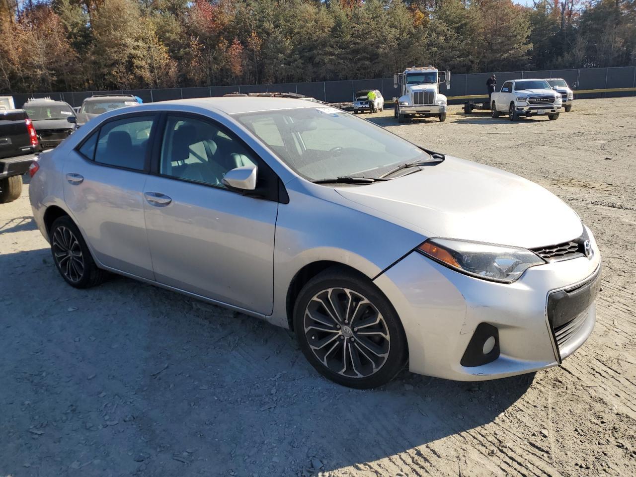 2016 Toyota Corolla L - Фото 4
