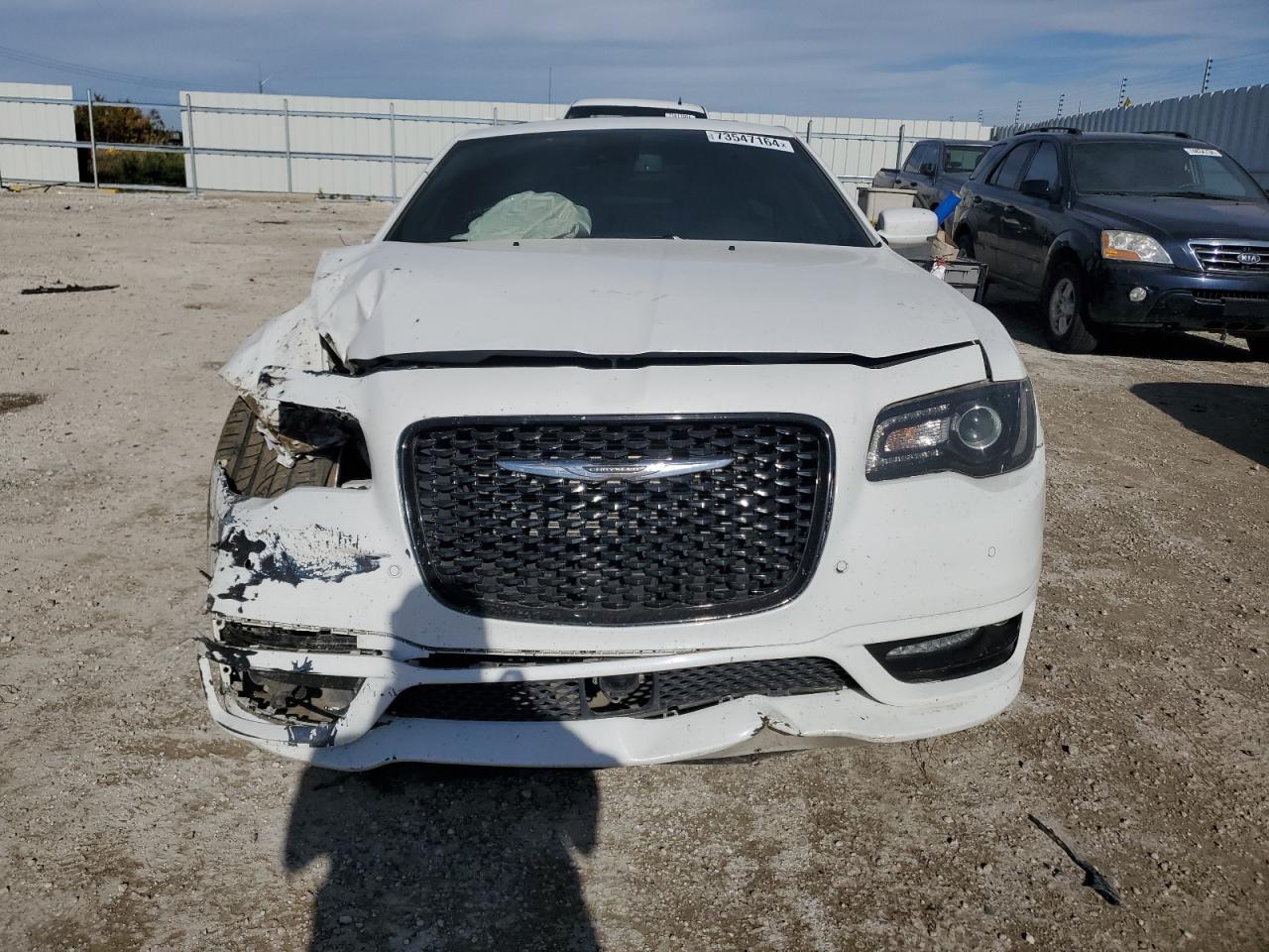 2019 Chrysler 300 S - Фото 5