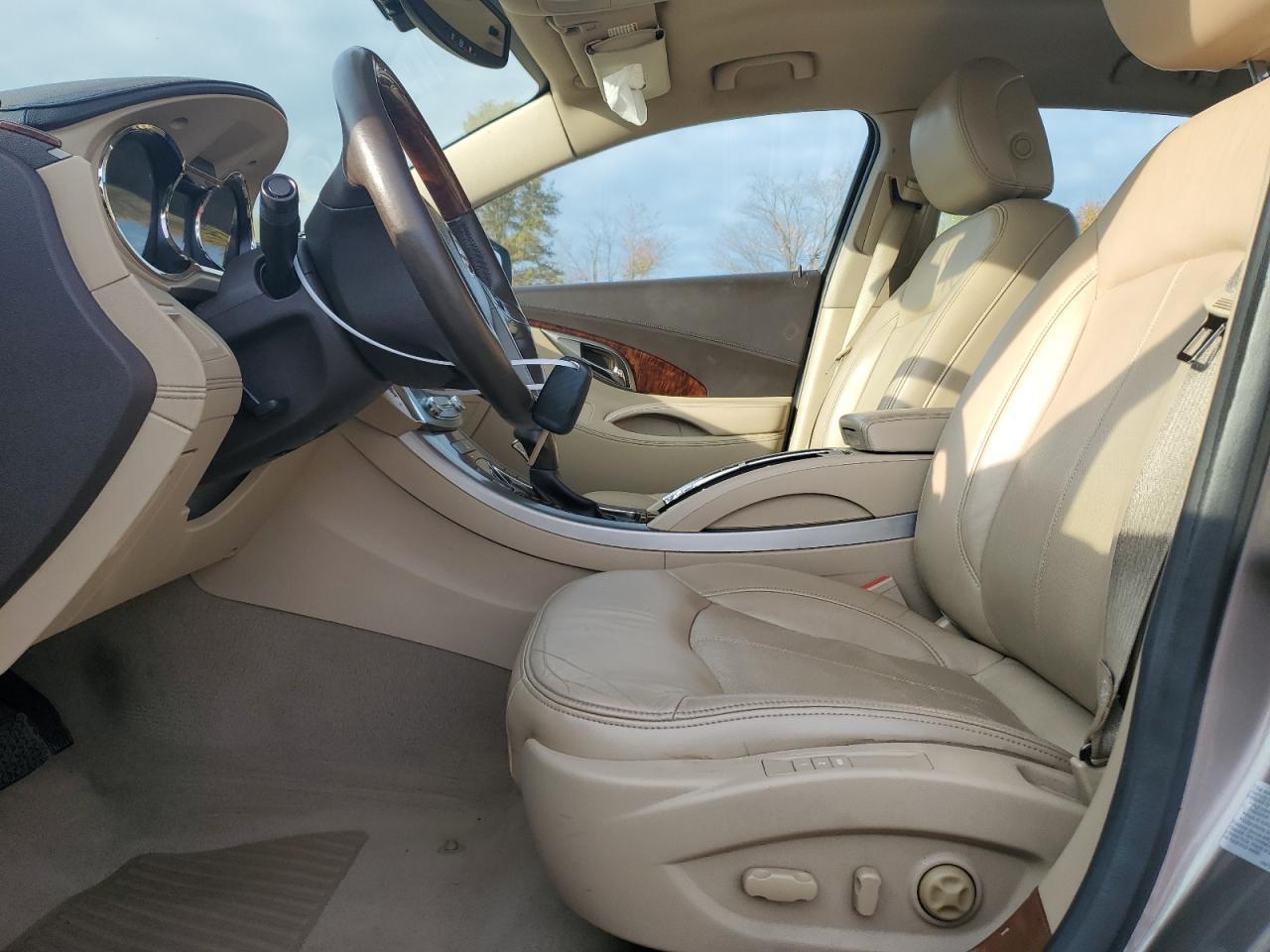 2010 Buick Lacrosse Cxl - Image 7