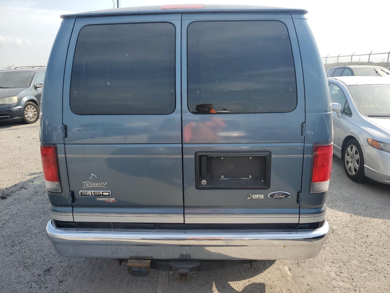 2014 Ford Econoline E150 Van - Image 6