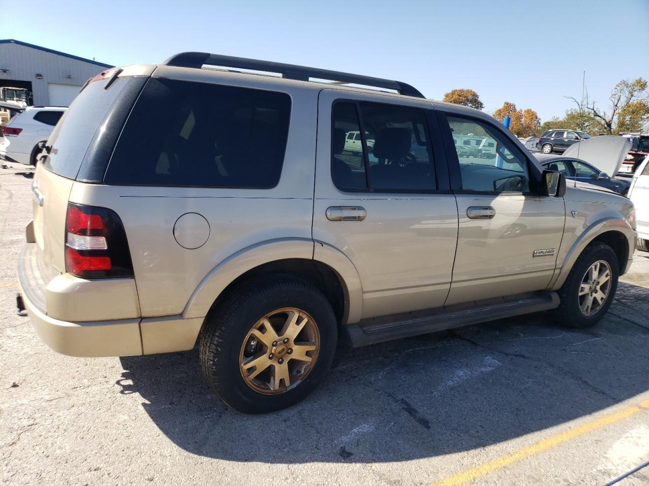 2007 Ford Explorer Xlt - Фото 3