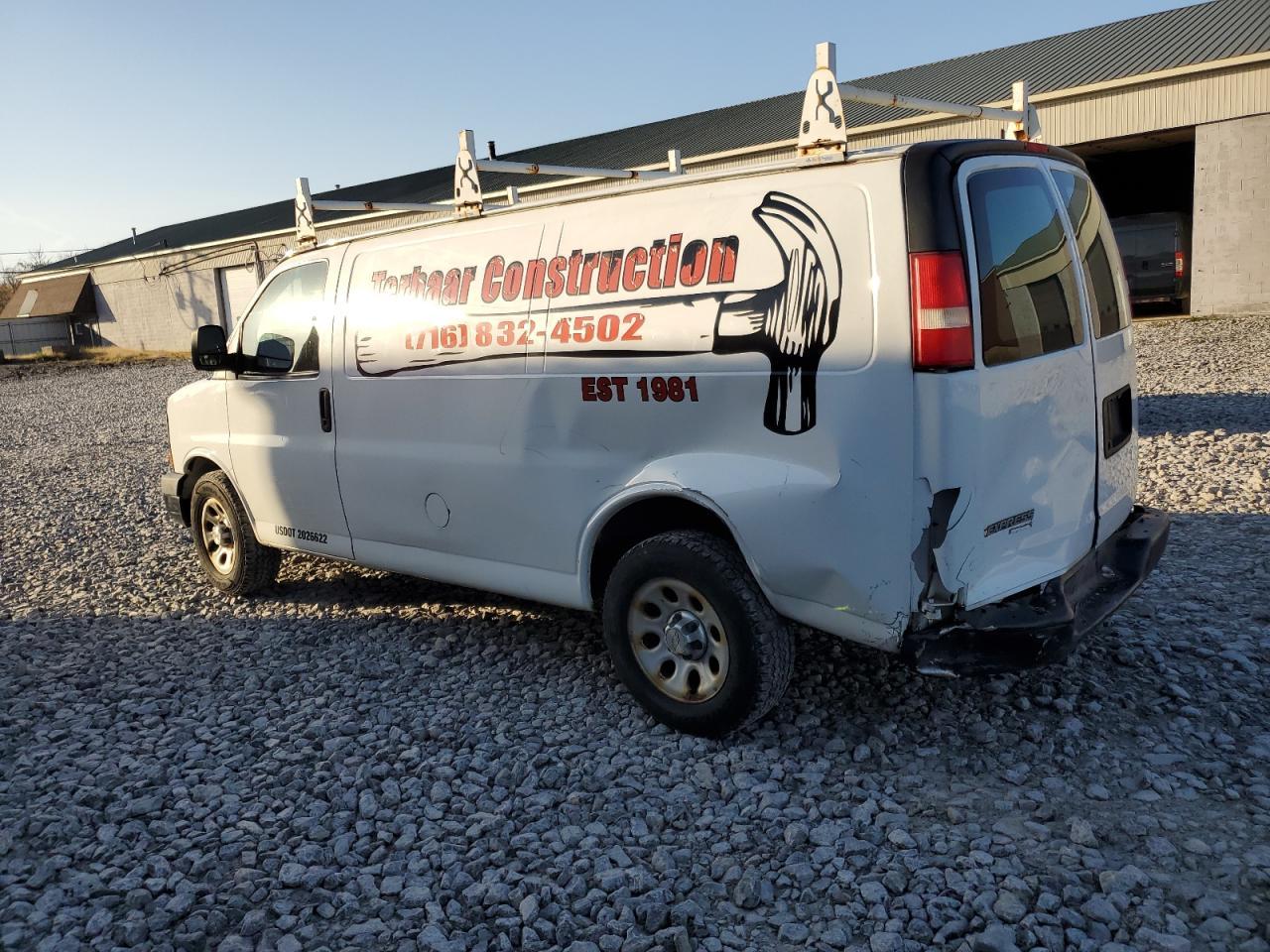 2014 Chevrolet Express G1500 - Фото 2
