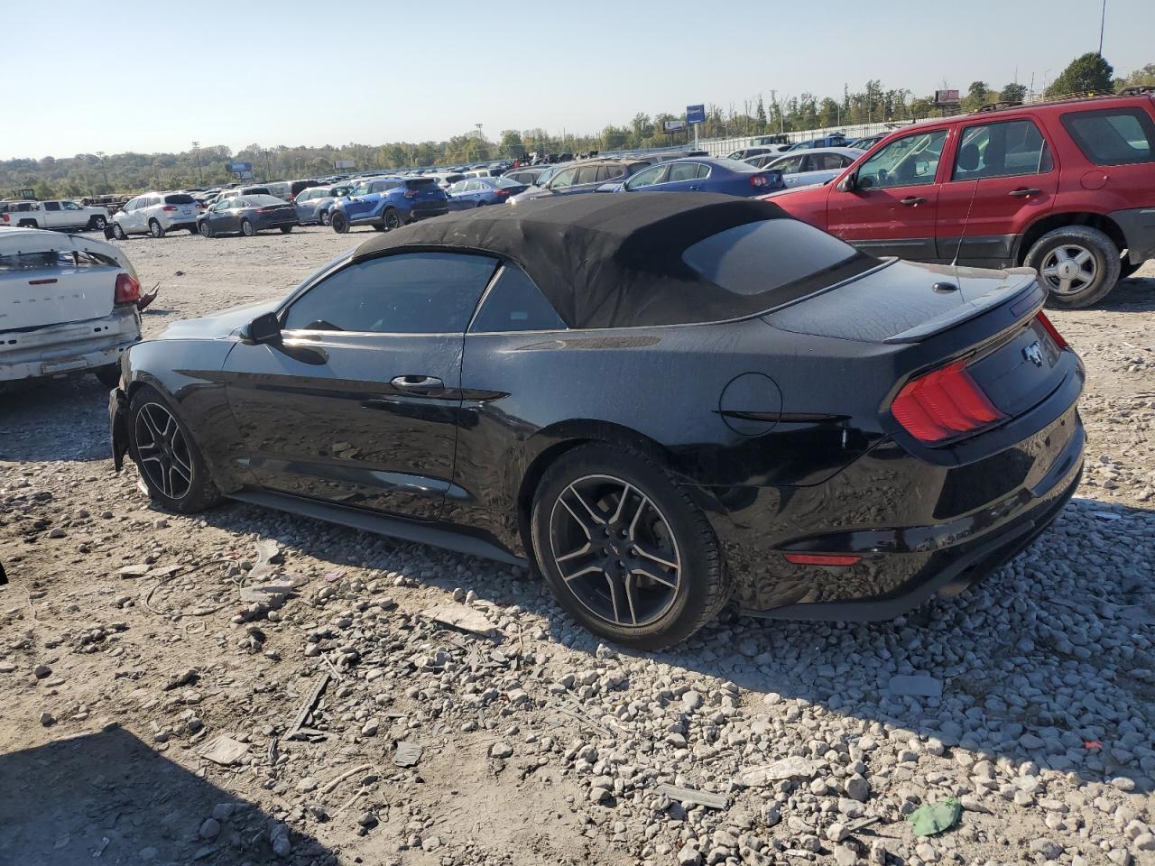 2018 Ford Mustang - Фото 2