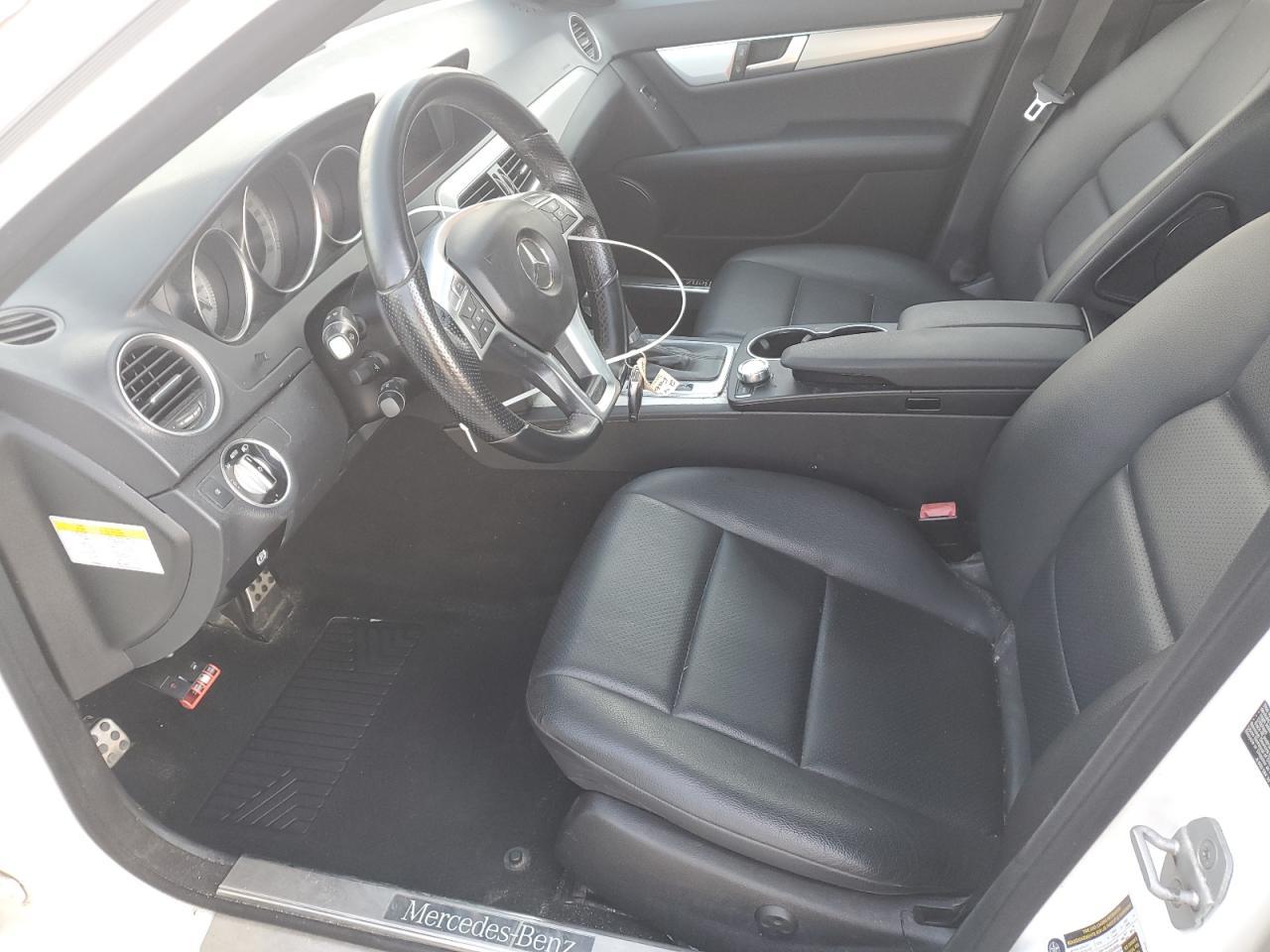 2014 Mercedes-Benz C 300 4Matic - Image 7