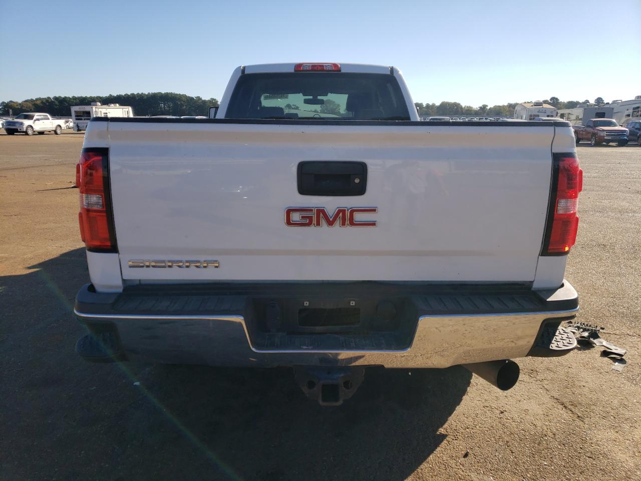 2019 GMC Sierra K3500 - Image 6
