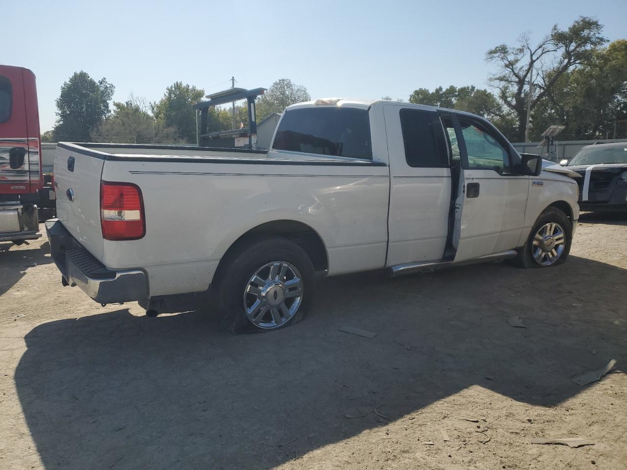 2006 Ford F150 - Image 3