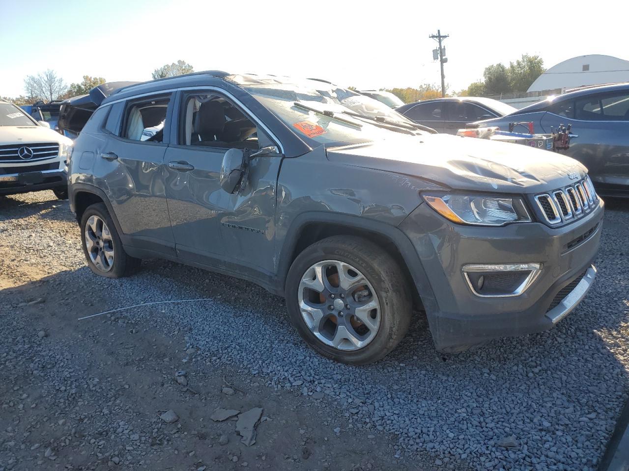 2020 Jeep Compass Limited - Image 4