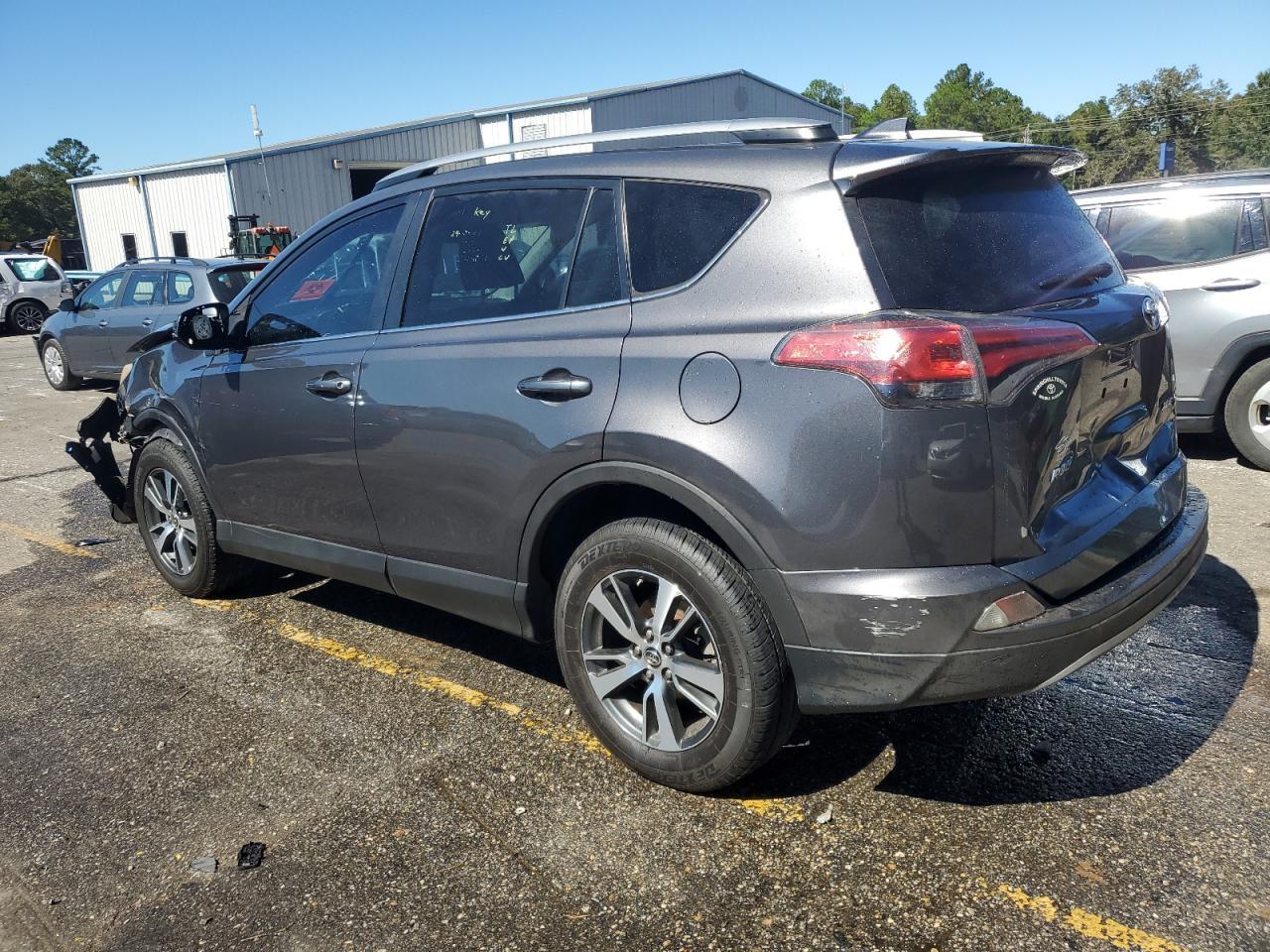 2017 Toyota Rav4 Xle - Фото 2