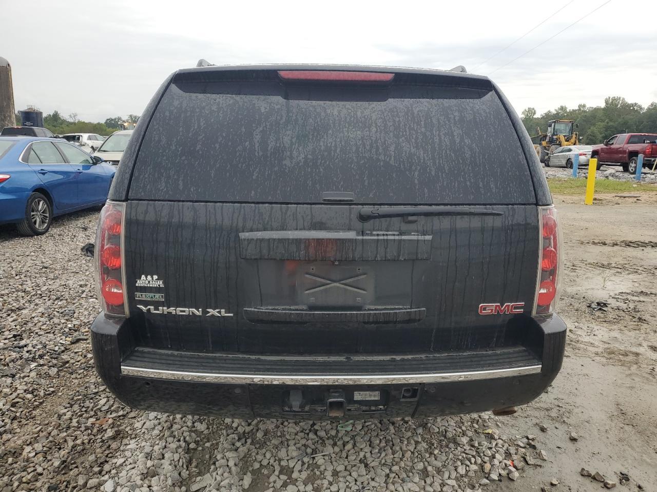 2011 GMC Yukon Xl Denali - Image 6