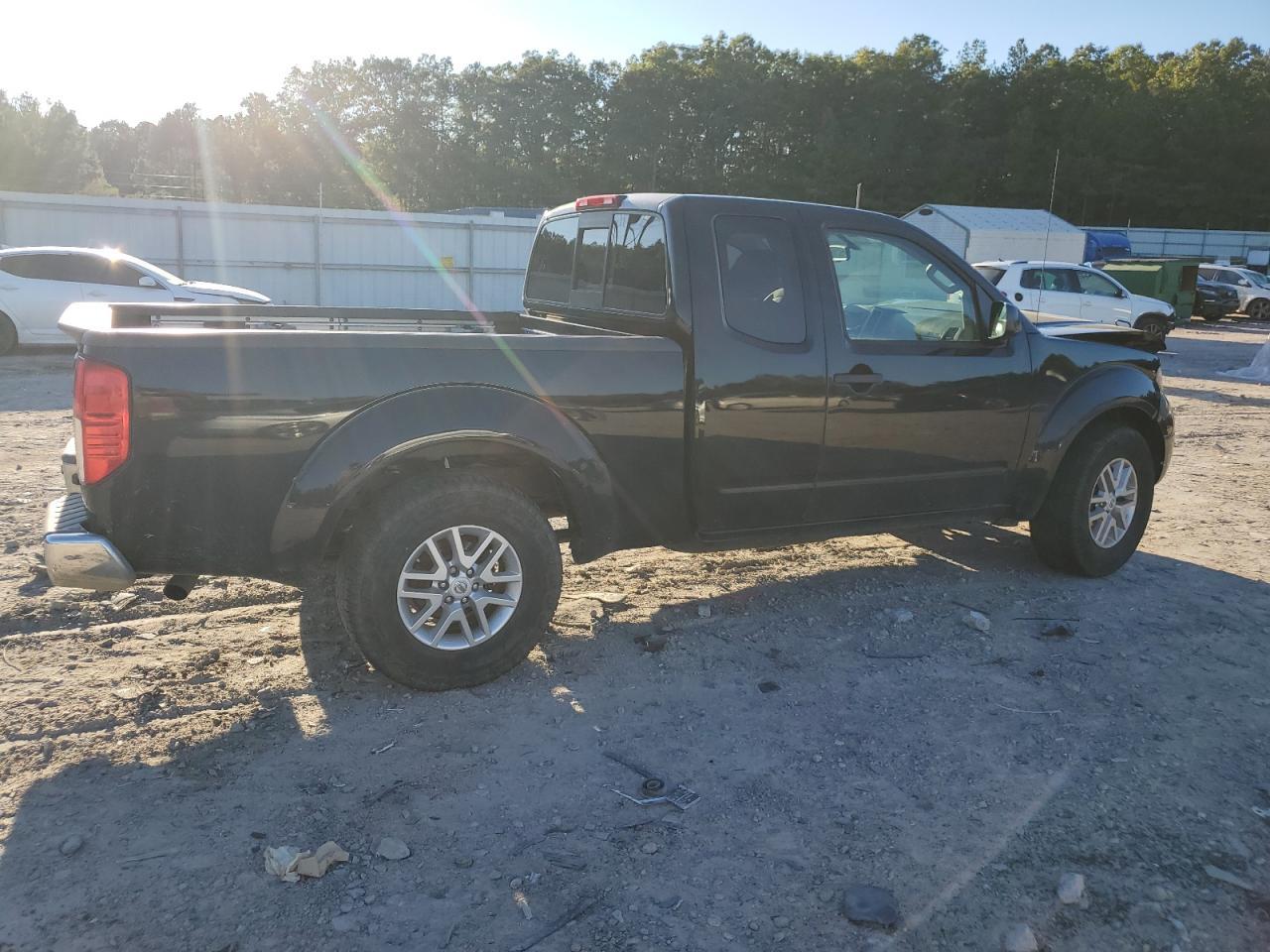 2015 Nissan Frontier Sv - Фото 3