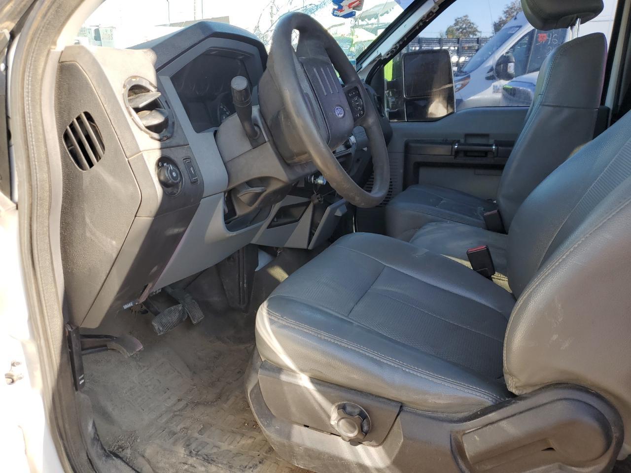2015 Ford F350 Super Duty - Фото 7