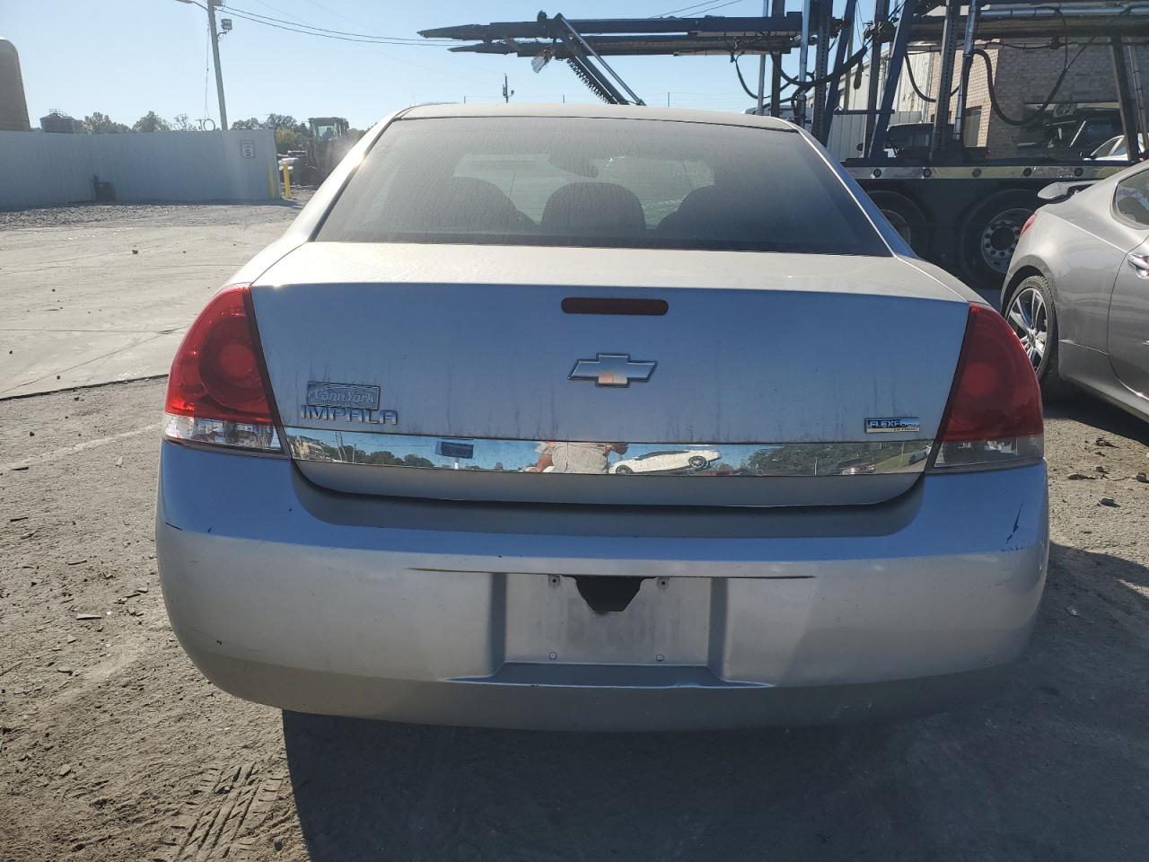 2011 Chevrolet Impala Ls - Image 6