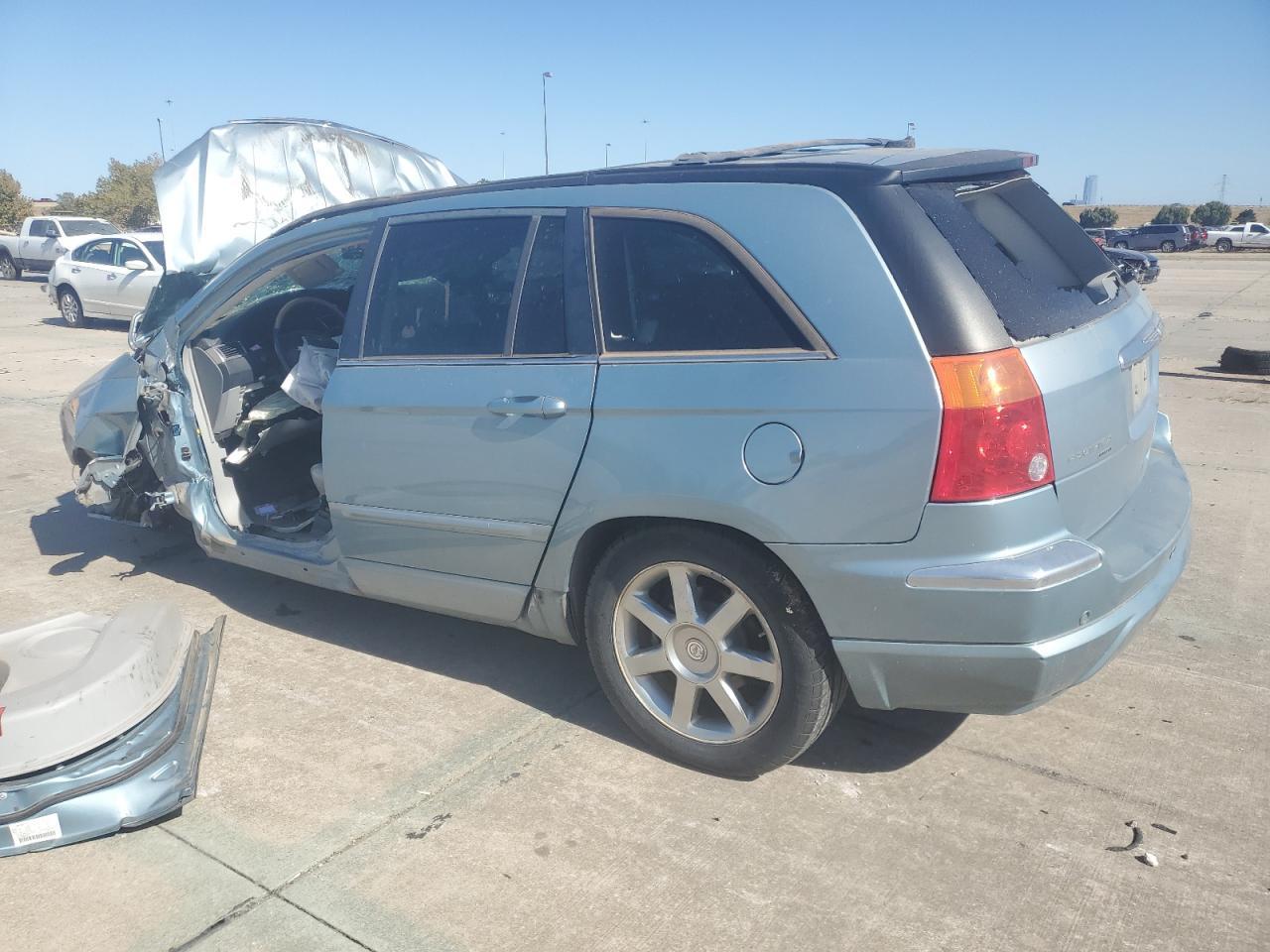 2008 Chrysler Pacifica Limited - Image 2