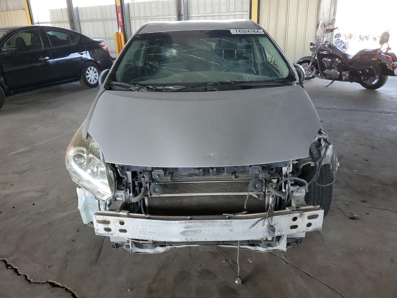 2011 Toyota Prius - Image 5