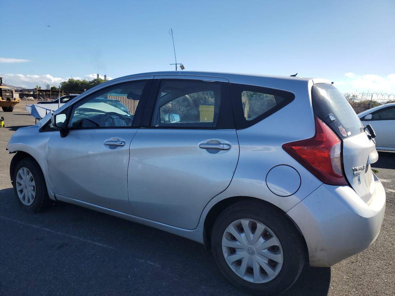 2015 Nissan Versa Note S - Фото 2