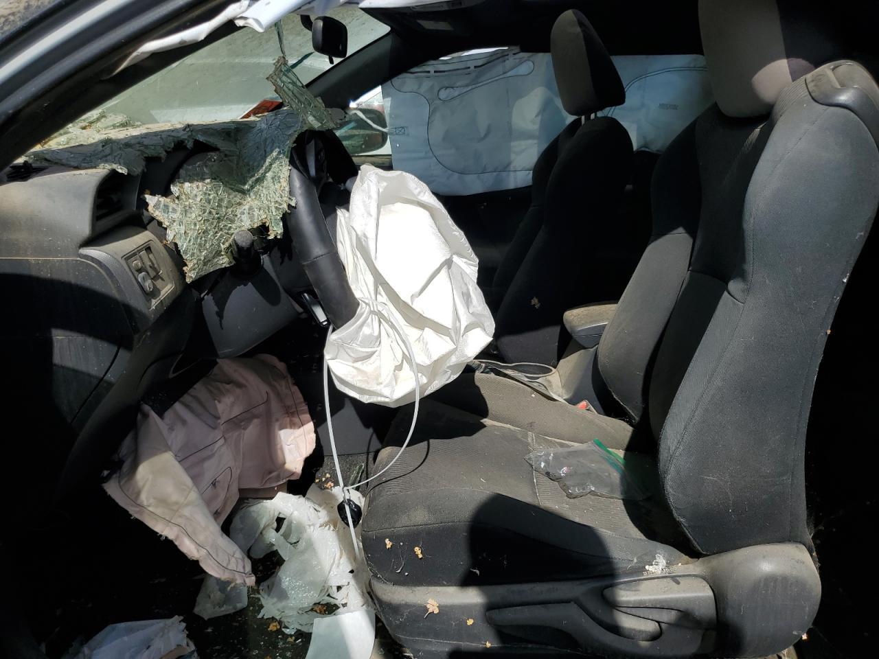 2011 Scion Tc Base - Image 7