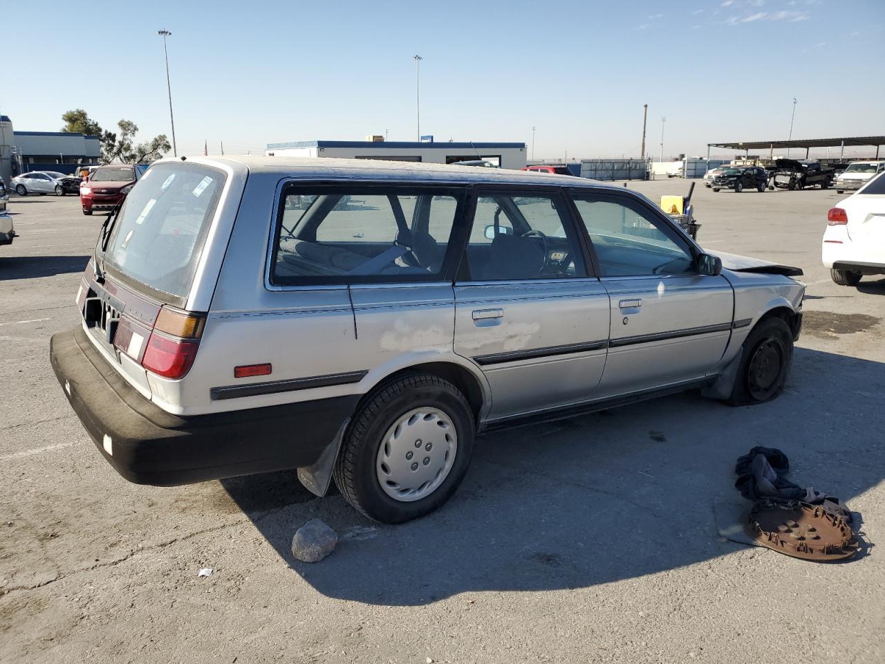 1990 Toyota Camry Dlx - Фото 5