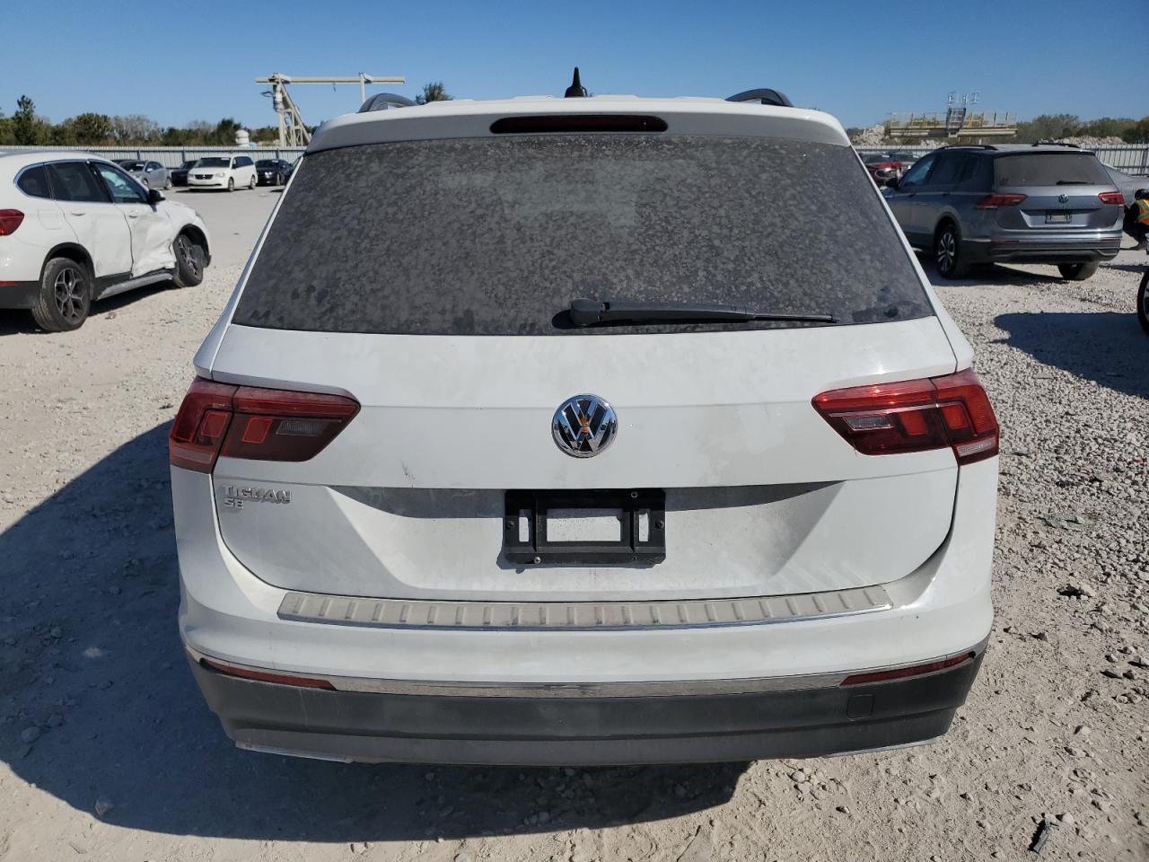 2021 Volkswagen Tiguan Se - Фото 6